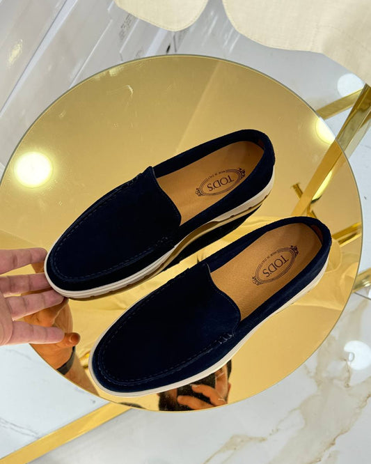 Rimini Suede Drive